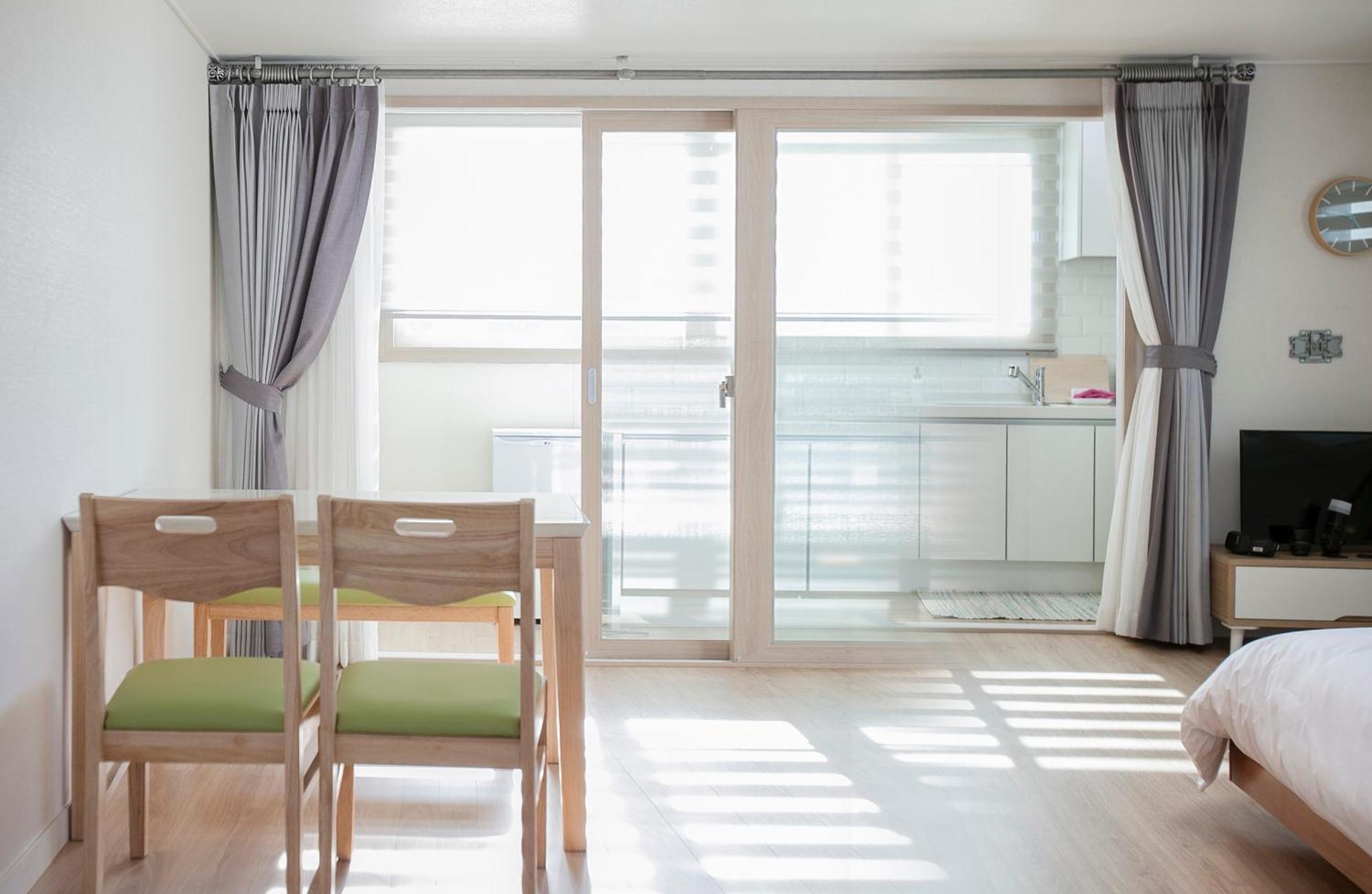 Jeju Aria Pension Luaran gambar